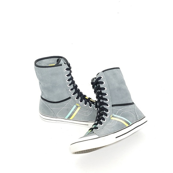 Vans Shoes - VANS Wellesley  Womens High Top Sneakers Gray Sz 9